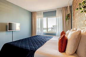 BizStay Harbour Scheveningen Apartments