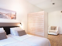 BizStay Harbour Scheveningen Apartments