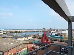 BizStay Harbour Scheveningen Apartments