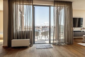 BizStay Harbour Scheveningen Apartments