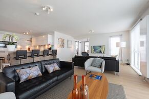 BizStay Harbour Scheveningen Apartments