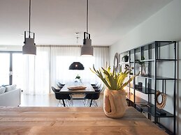 BizStay Harbour Scheveningen Apartments