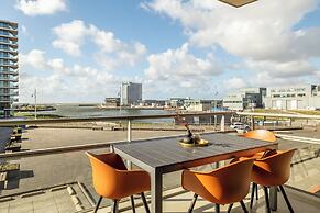 BizStay Harbour Scheveningen Apartments