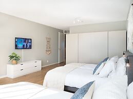 BizStay Harbour Scheveningen Apartments