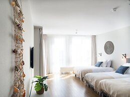 BizStay Harbour Scheveningen Apartments