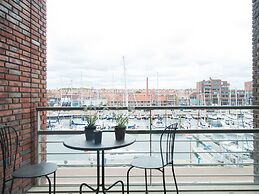 BizStay Harbour Scheveningen Apartments
