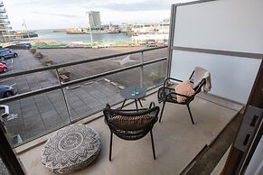 BizStay Harbour Scheveningen Apartments