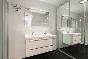 BizStay Harbour Scheveningen Apartments