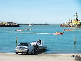 BizStay Harbour Scheveningen Apartments