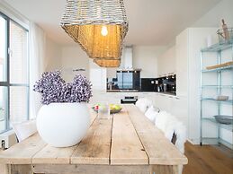 BizStay Harbour Scheveningen Apartments