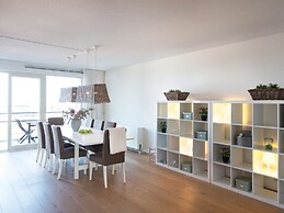BizStay Harbour Scheveningen Apartments