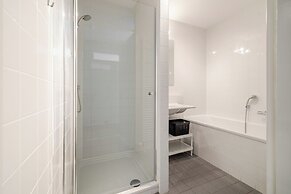 BizStay Harbour Scheveningen Apartments