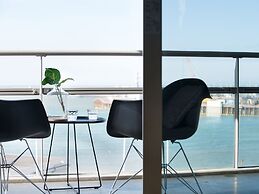 BizStay Harbour Scheveningen Apartments