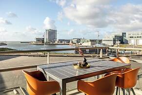 BizStay Harbour Scheveningen Apartments