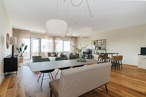 BizStay Harbour Scheveningen Apartments