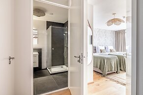 BizStay Harbour Scheveningen Apartments