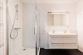 BizStay Harbour Scheveningen Apartments