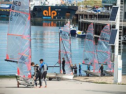 BizStay Harbour Scheveningen Apartments