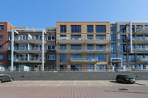 BizStay Harbour Scheveningen Apartments