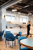 ODDSSON Midtown Hotel