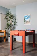 ODDSSON Midtown Hotel