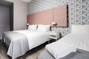 ODDSSON Midtown Hotel