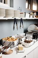 ODDSSON Midtown Hotel