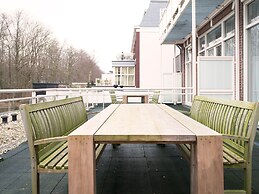 BizStay Park Central Apartments