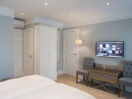 BizStay Park Central Apartments