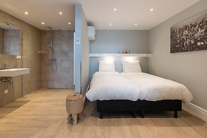 BizStay Park Central Apartments