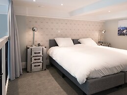 BizStay Park Central Apartments