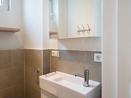 BizStay Park Central Apartments