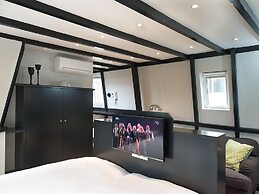 BizStay Park Central Apartments