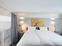 BizStay Park Central Apartments