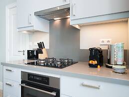 BizStay Park Central Apartments