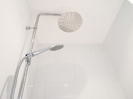 BizStay Park Central Apartments