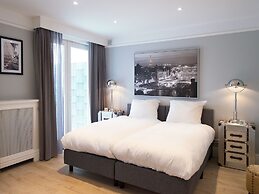 BizStay Park Central Apartments