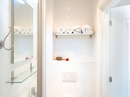 BizStay Park Central Apartments