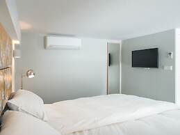 BizStay Park Central Apartments