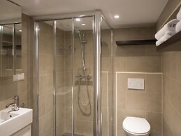 BizStay Park Central Apartments