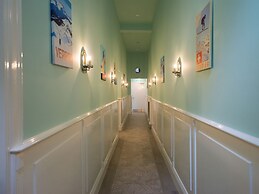 BizStay Park Central Apartments