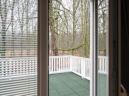 BizStay Park Central Apartments