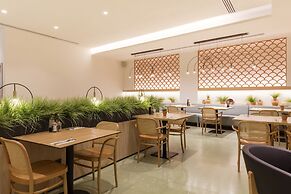 Ars Magna Bleisure Hotel