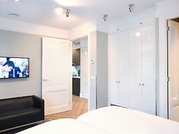 BizStay Park Central Executive