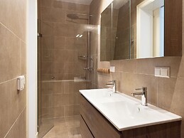 BizStay Park Central Executive