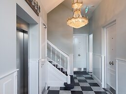 BizStay Park Central Executive