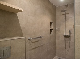 BizStay Park Central Executive