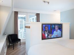 BizStay Park Central Executive