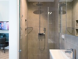 BizStay Park Central Executive