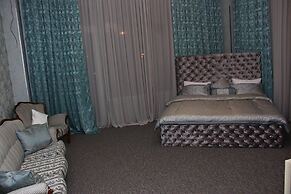 Hotel Makona
